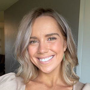 Meet your Posher, Annabel